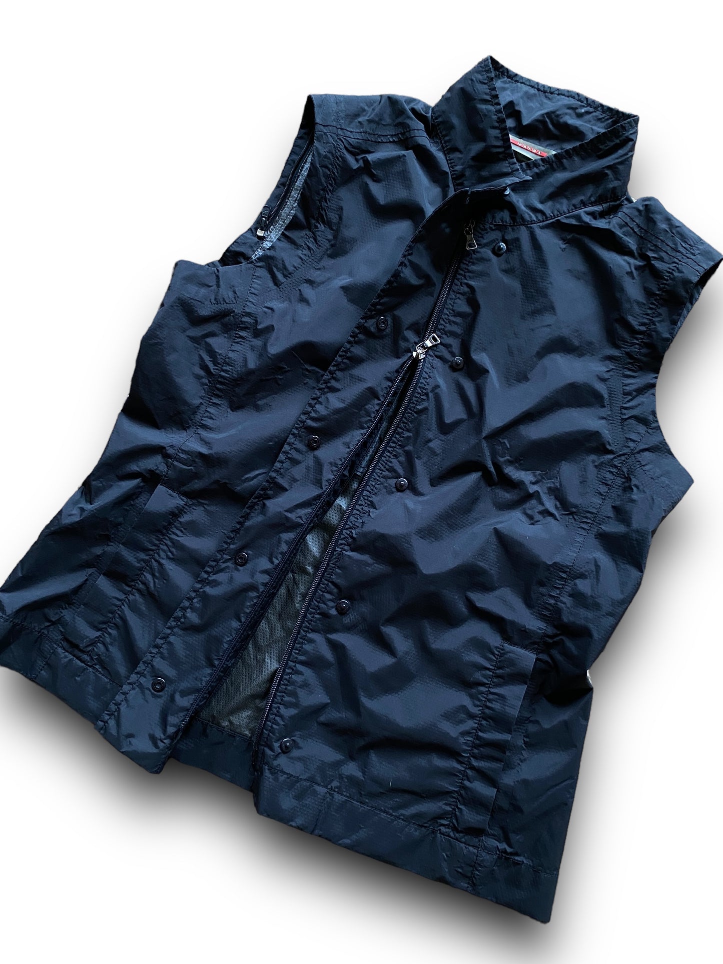 PRADA SPORT SLEEVELESS BLACK JACKET (S-M)