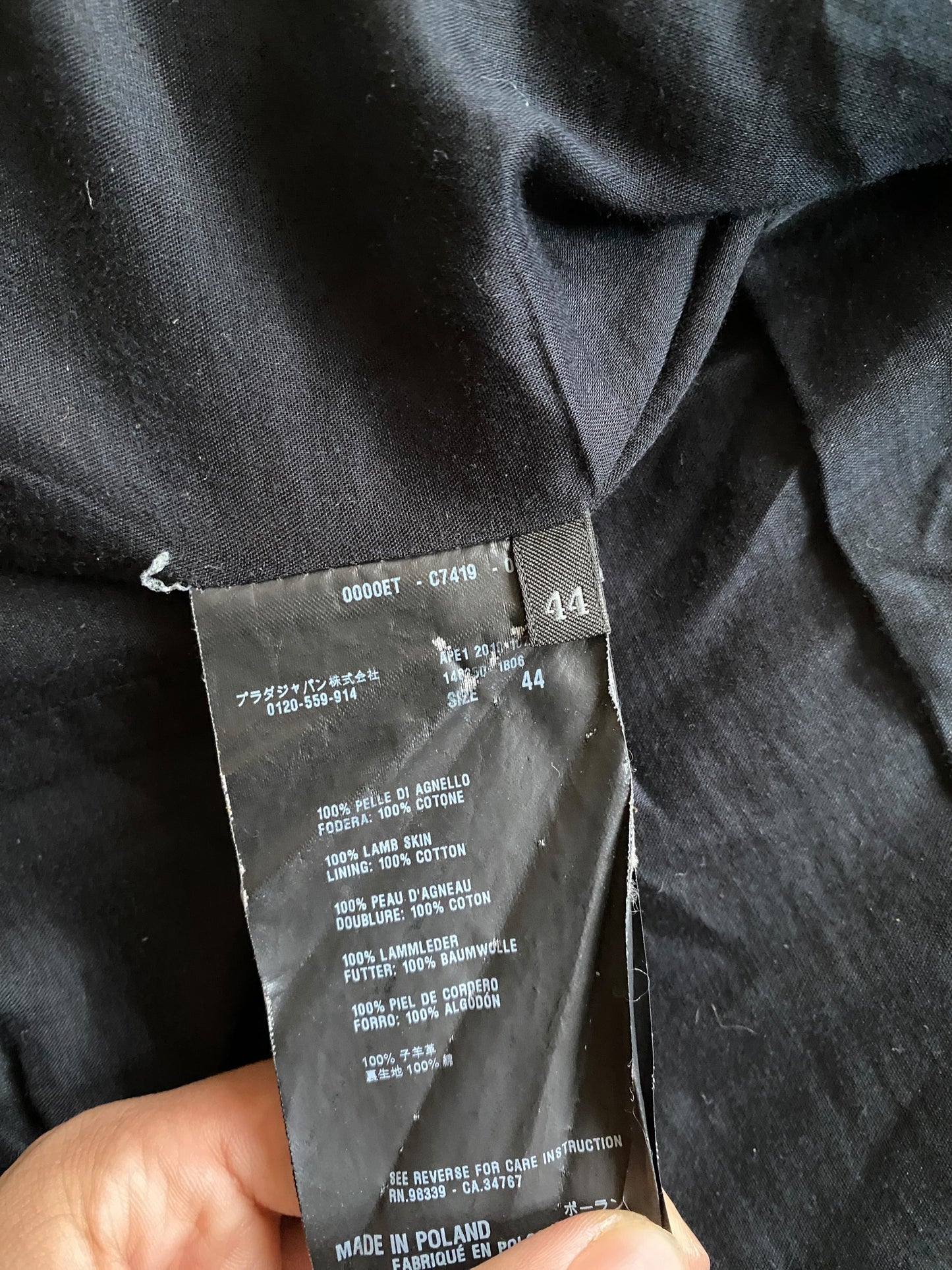 PRADA BLACK LEATHER JACKET (44IT-S)