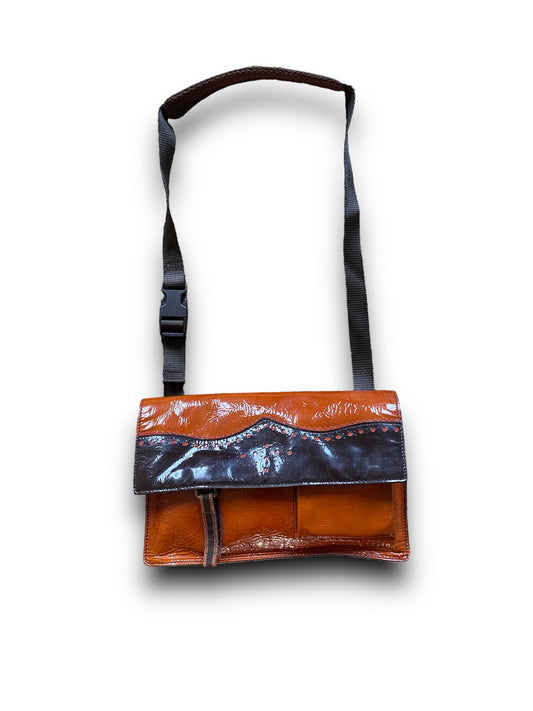 MIU MIU 90s ORANGE PATTENT LEATHER HANDBAG