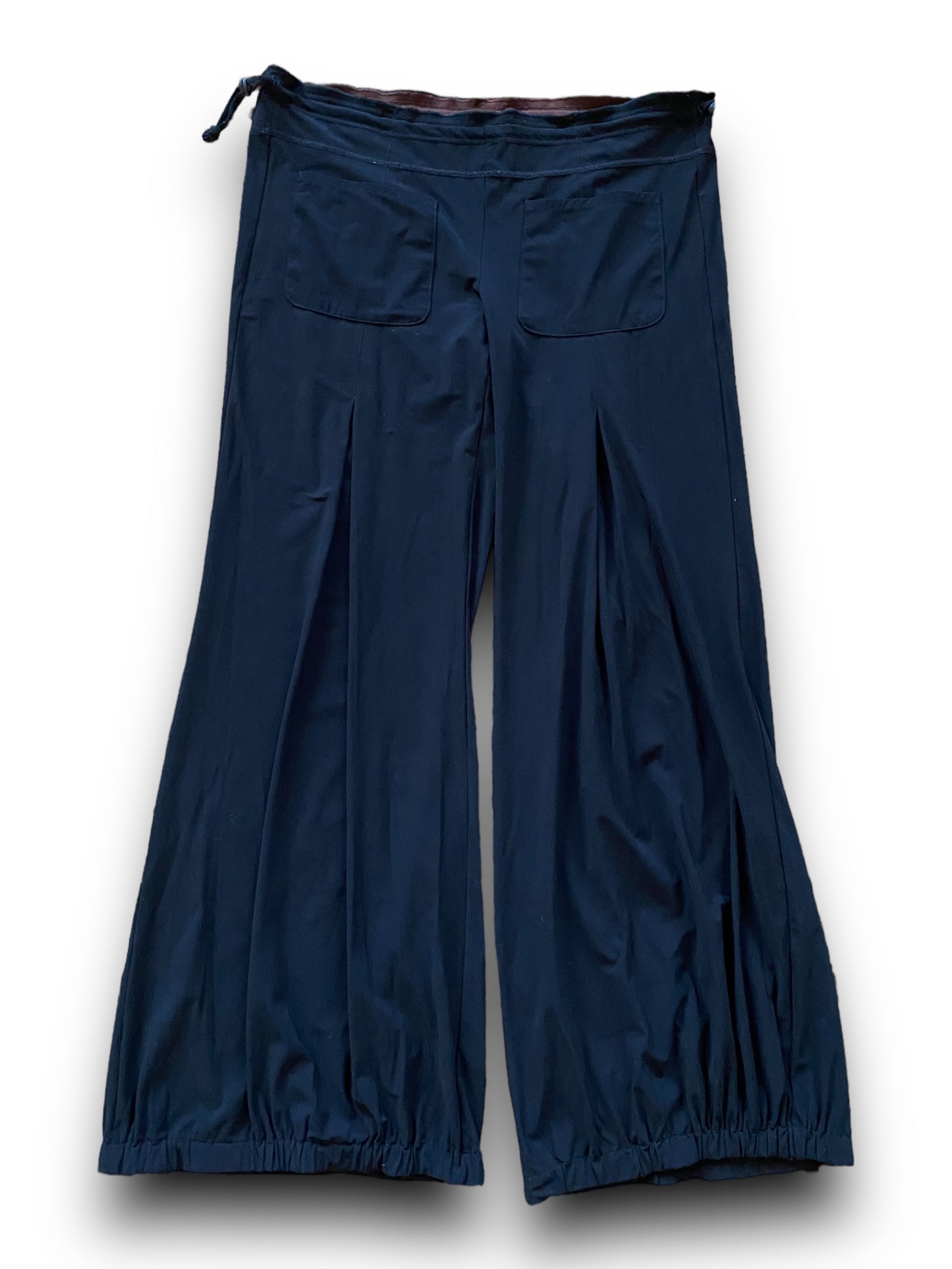 MFG BLACK BAGGY PANTS (S-M)