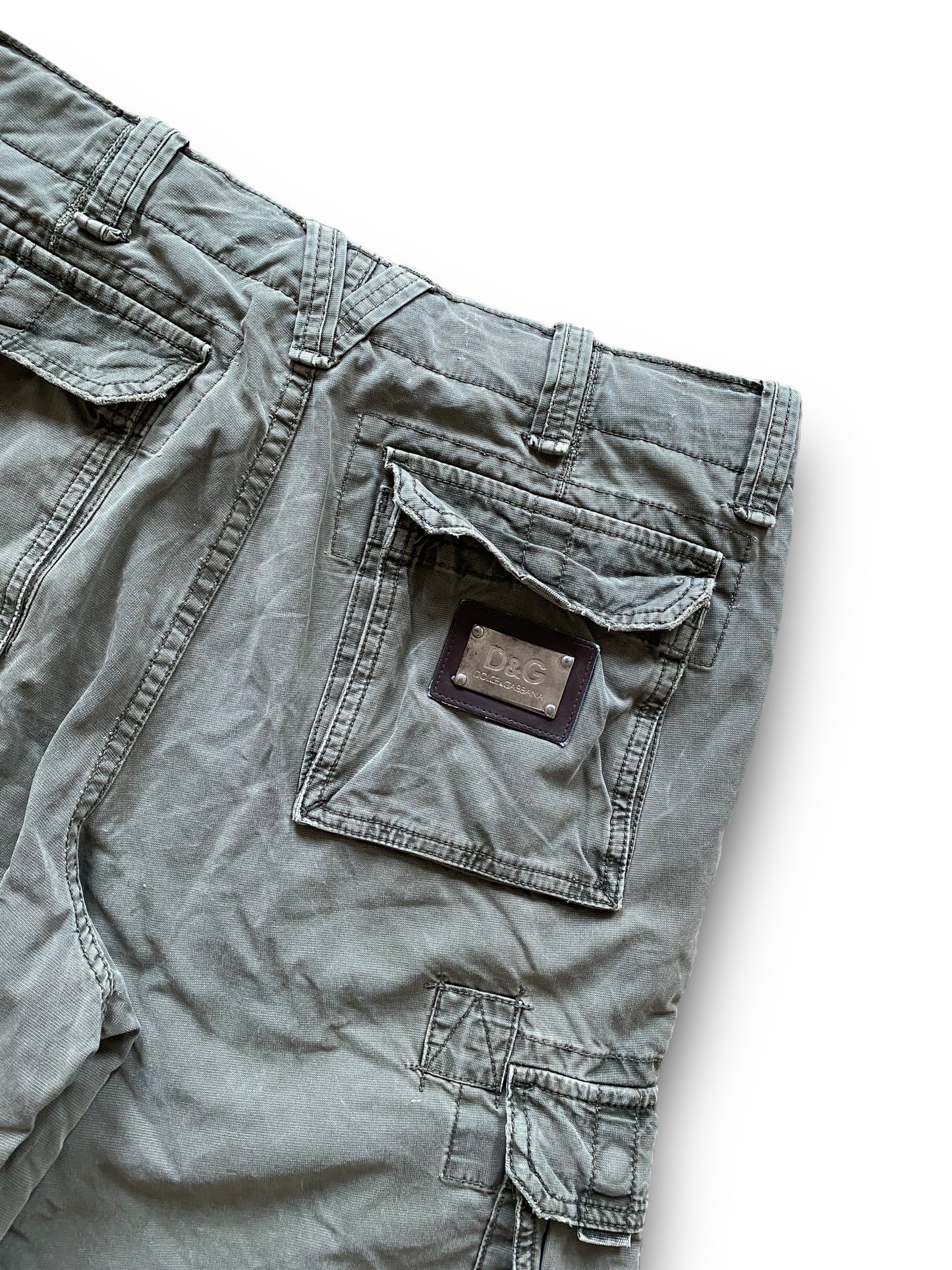 DOLCE & GABBANA COMBAT CARGO MILITARY GREEN SHORT (XL)