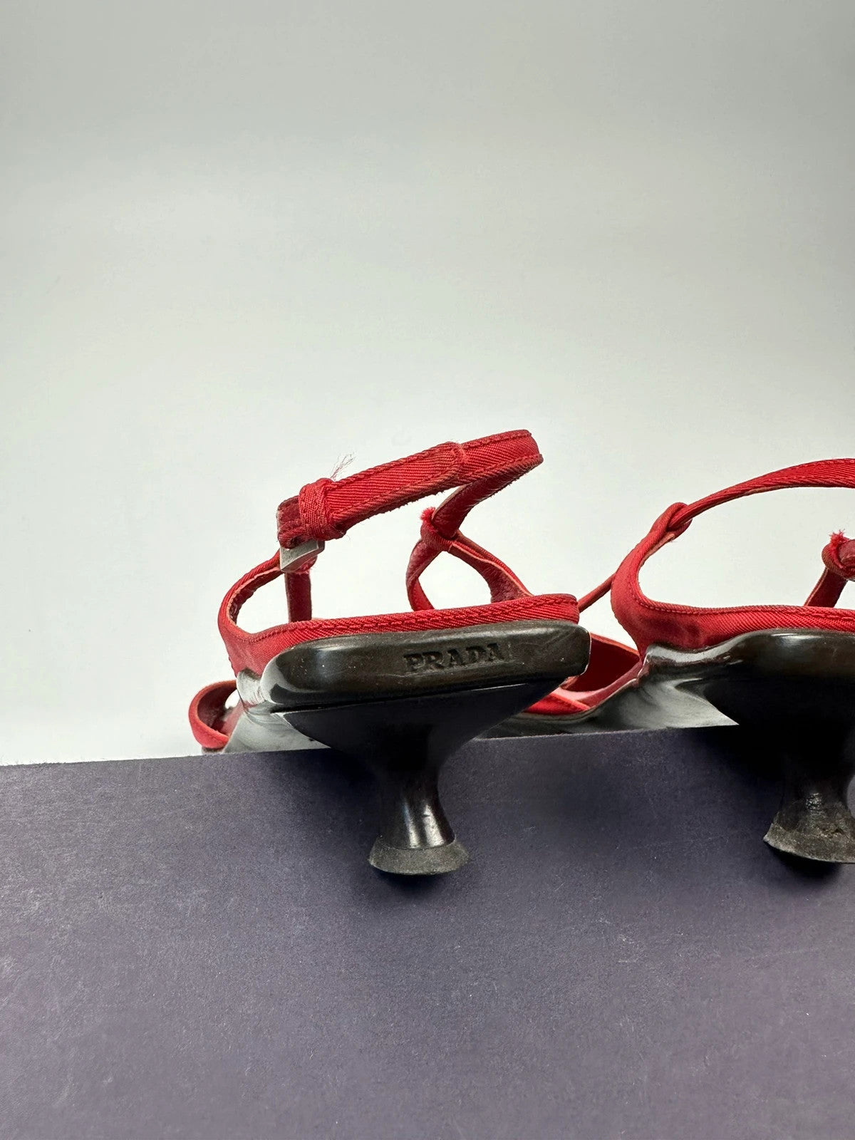 Prada Milano SS2000 Red SlingBack Pumps Heels