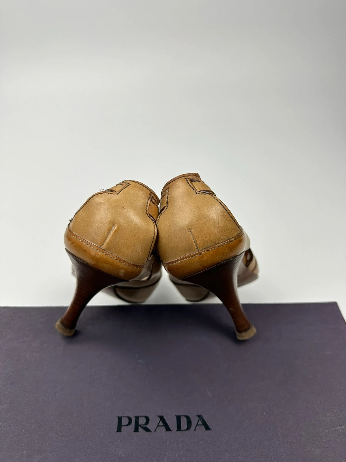 Prada Milano Beige Leather Pumps Heels Pointy Toe