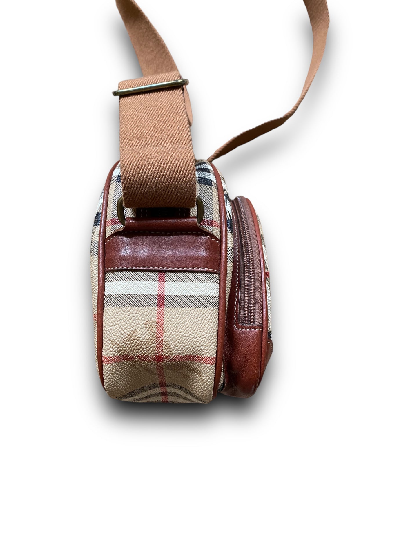 BURBERRYS BAG W POUCH