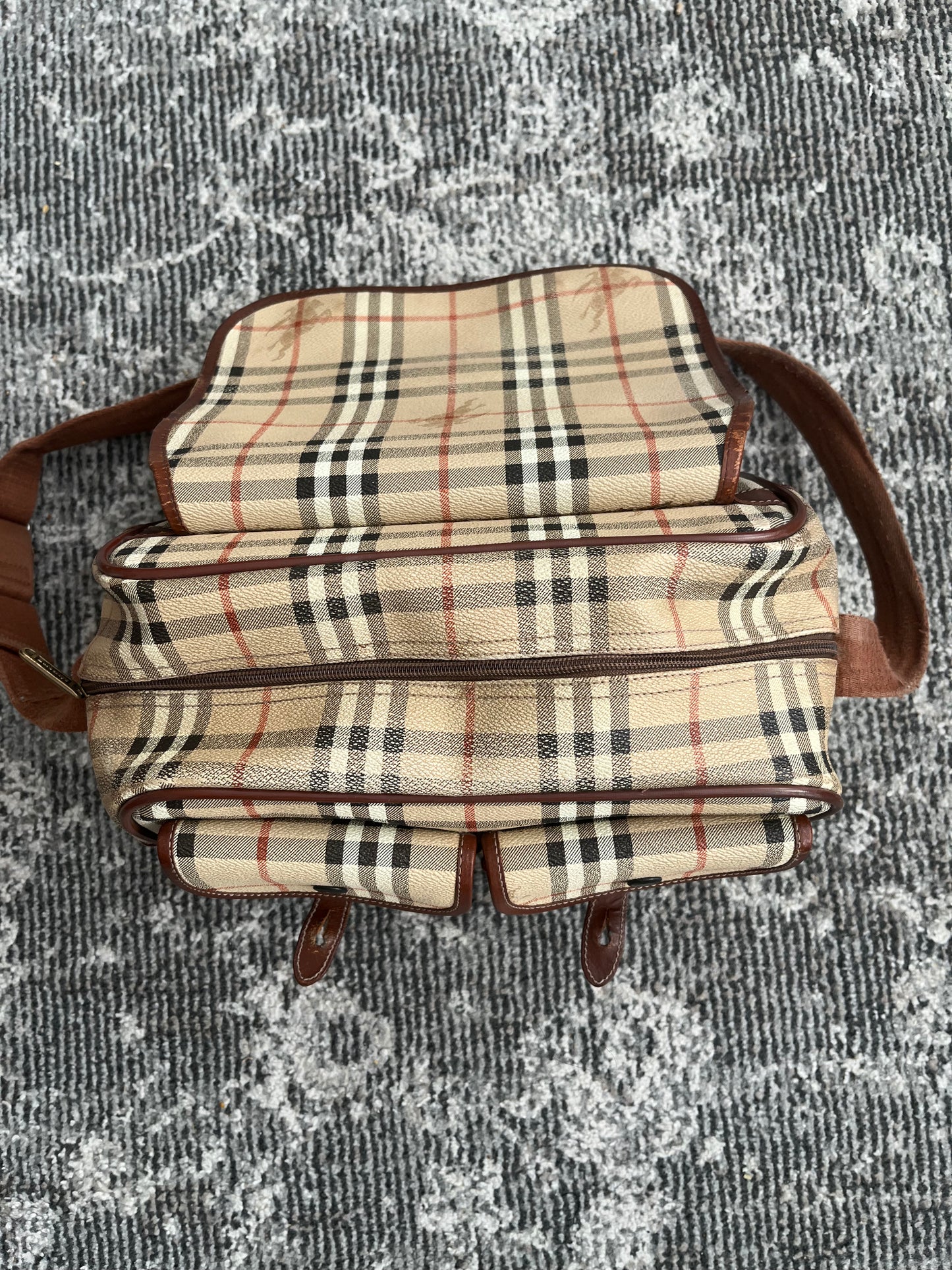 Burberrys Camera Bag