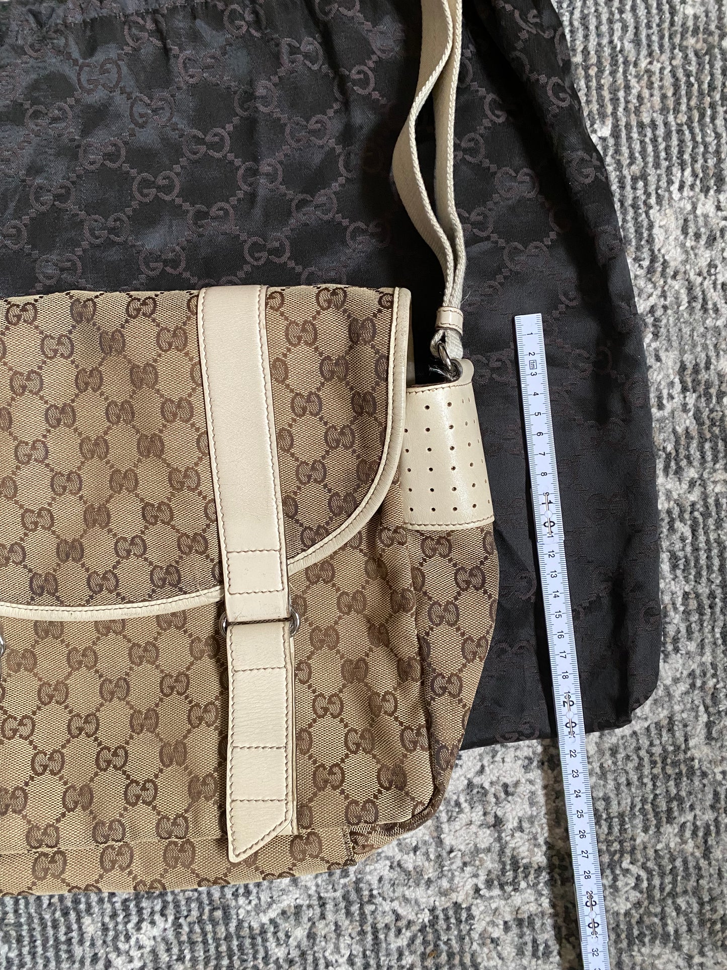 Gucci Messenger Bag