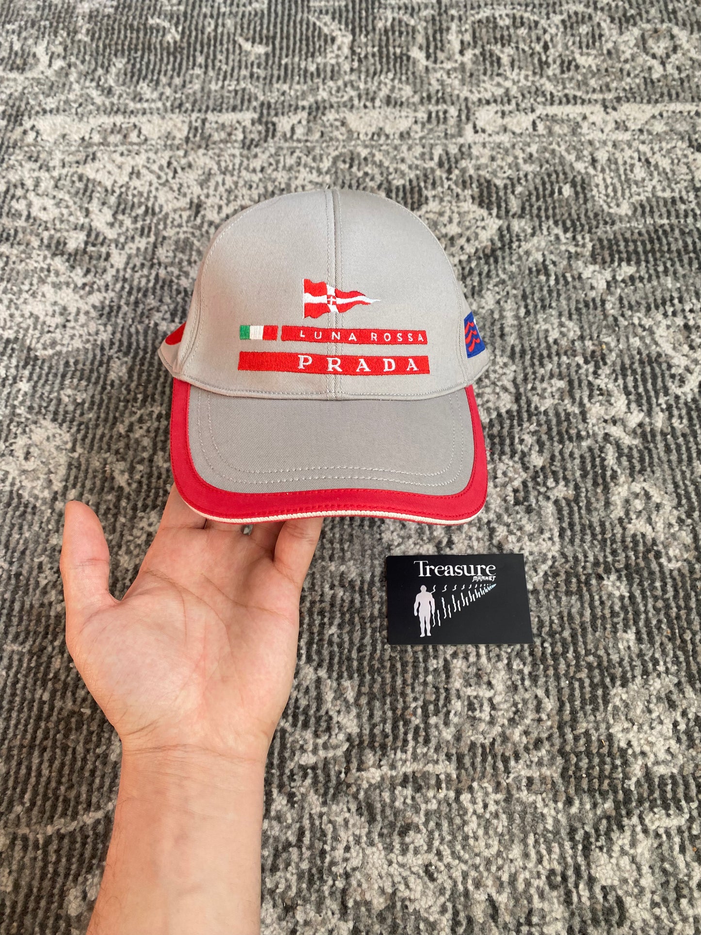 PRADA LUNA ROSSA CUP CAP