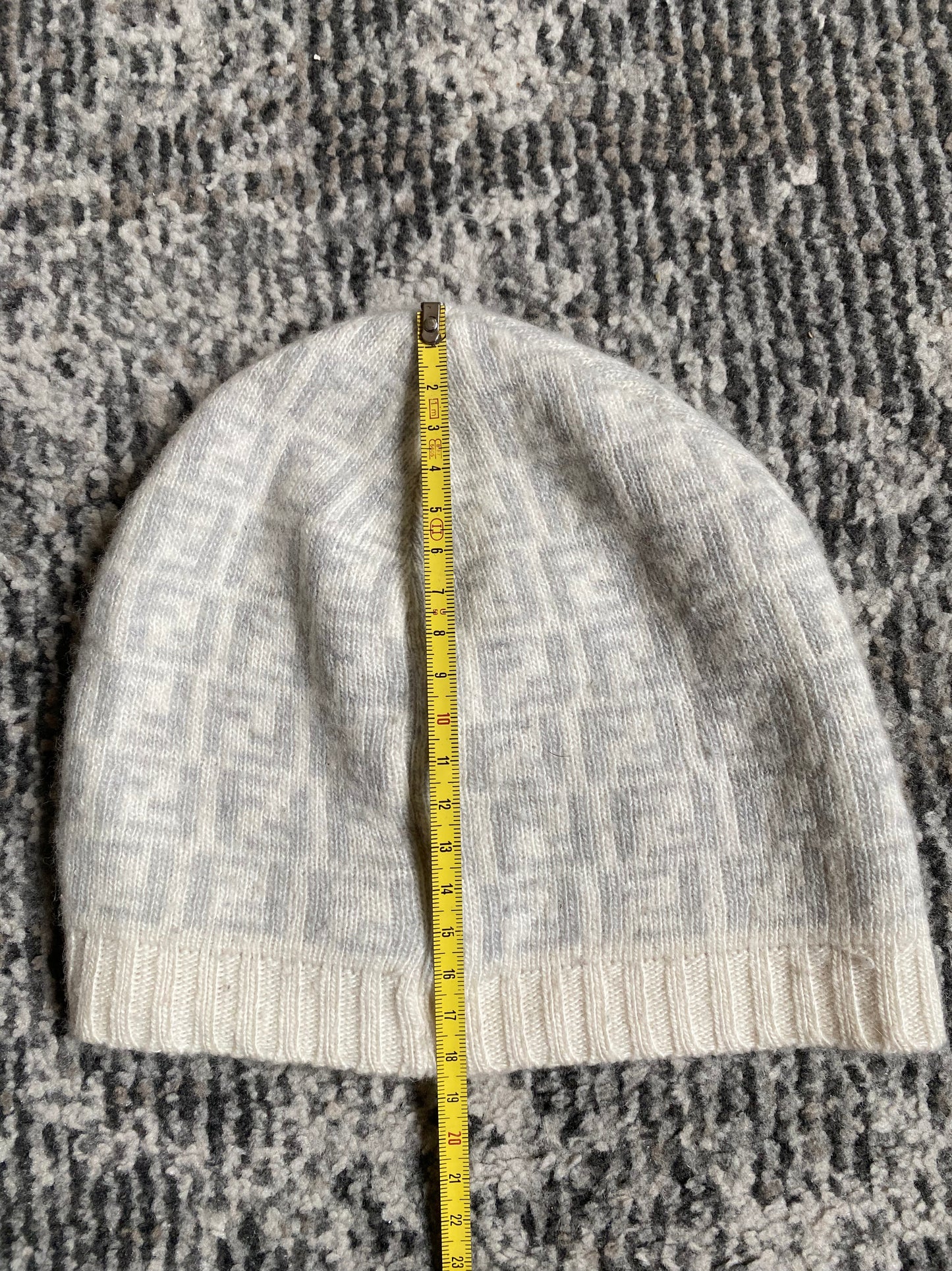 FENDI WHITE BLUE BEANIE