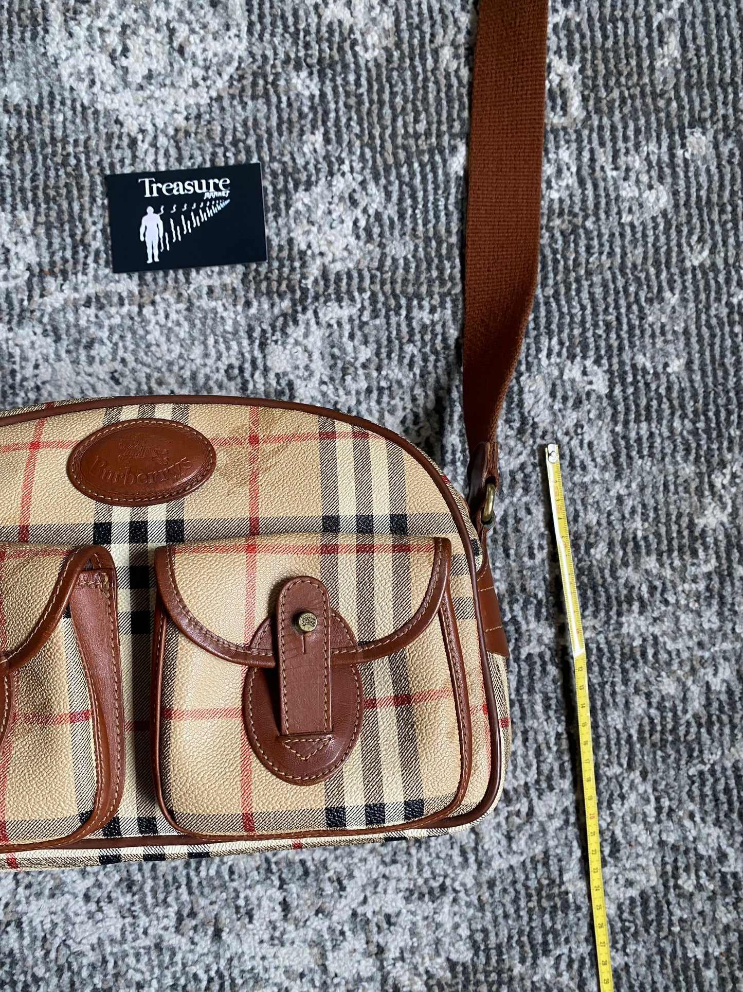 Burberrys Messenger Bag