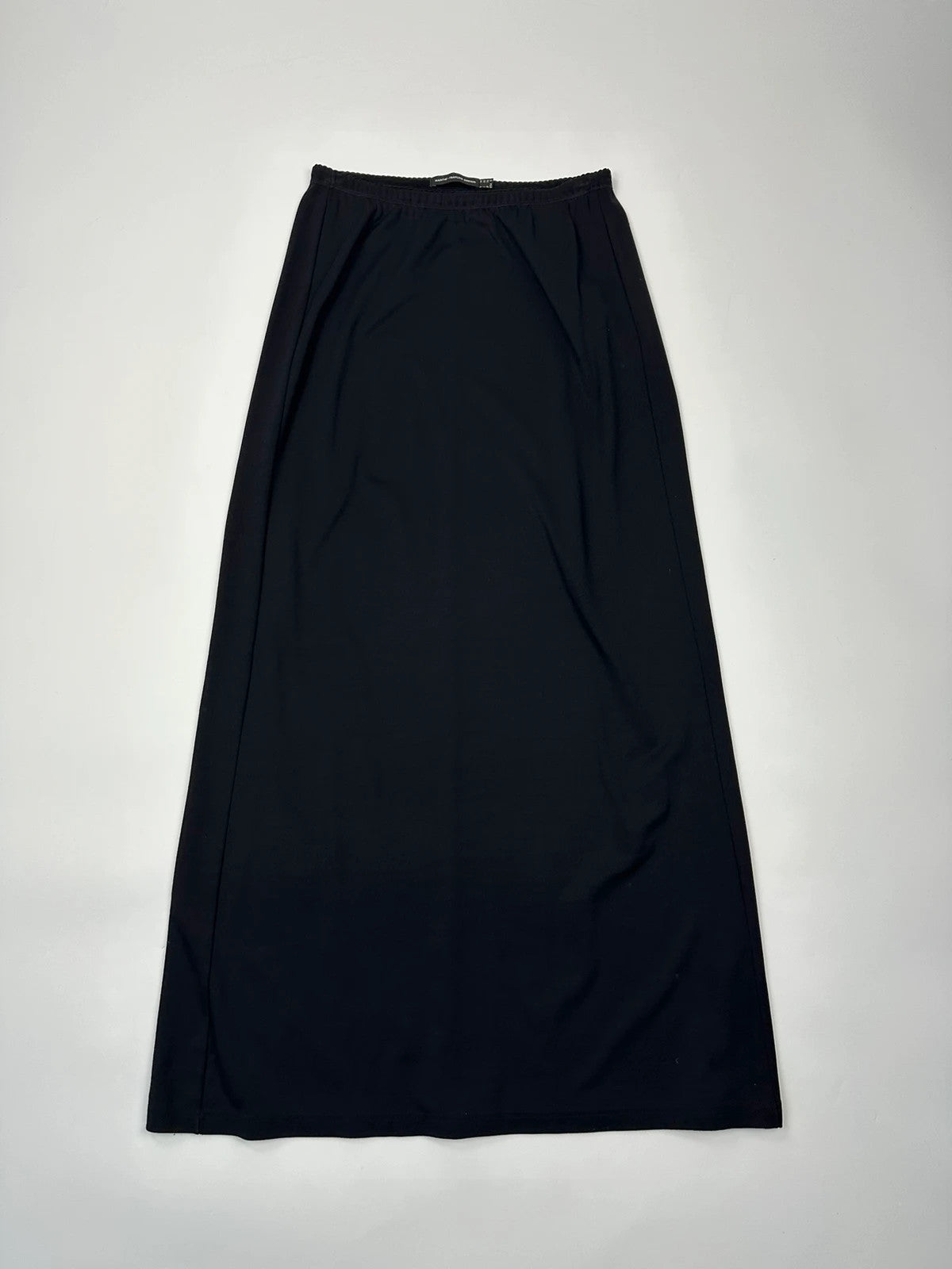 Marithé Francois Girbaud black two-piece set with light elastic waist and minimalist design.
