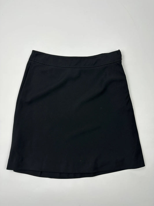 Prada black wool mid-length skirt with minimalist design and linearossa logo.