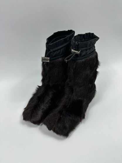 Prada brown fur Yeti boots with logo detail, vintage 1999 runway collection.