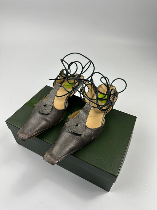 Marithé Francois Girbaud brown grey leather slingback heels with round toe and lace details.