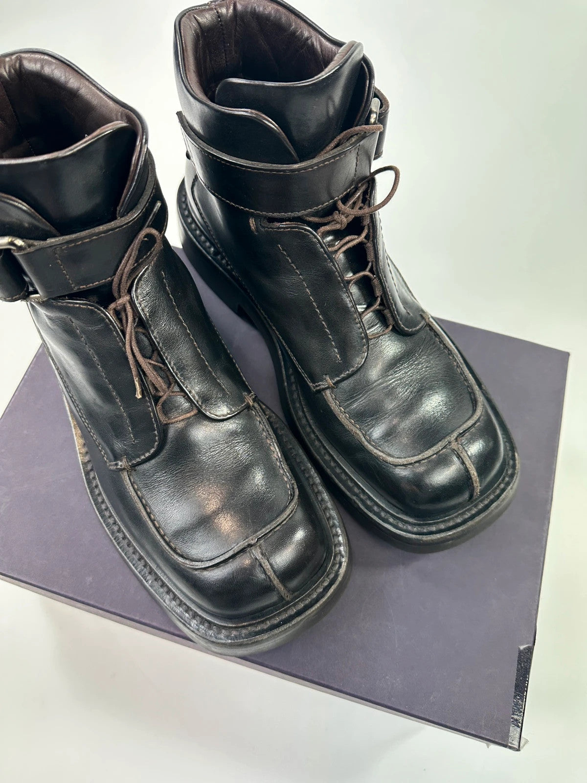 Prada black leather ankle boots with laces and Velcro, vintage 1999 collection.