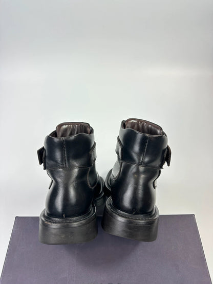 Prada black leather ankle boots with laces and Velcro, vintage 1999 collection.
