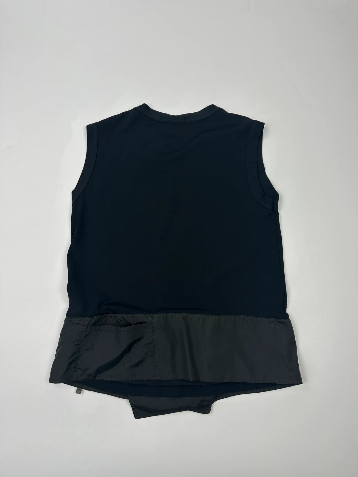 Marithé François Girbaud navy blue belted tank top with 90's minimalist design.