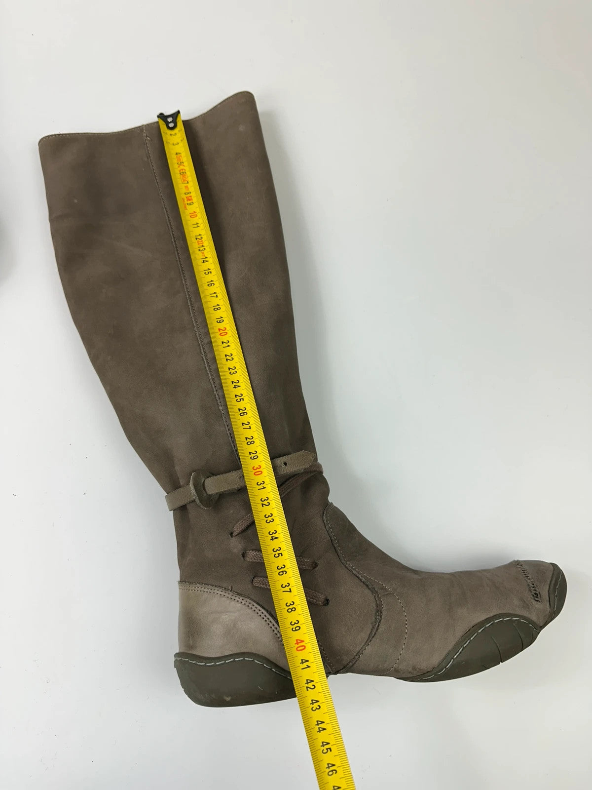 Marithé François Girbaud khaki brown leather knee-high boots with straps and vintage design.