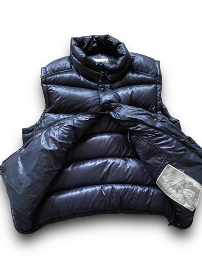 MONCLER NAVY BLACK PUFFER VEST (M-L)