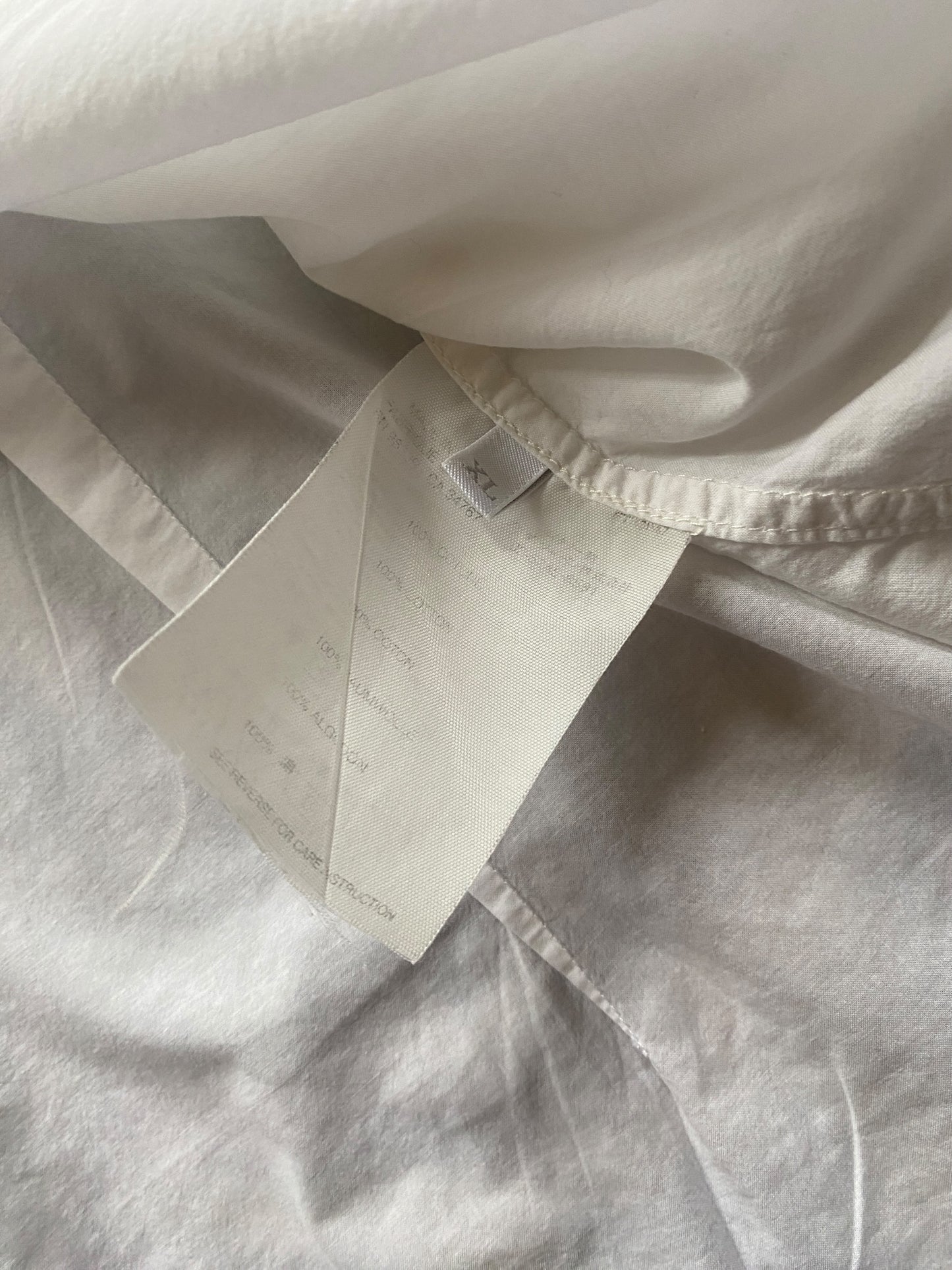 PRADA WHITE SHIRT (M-L)