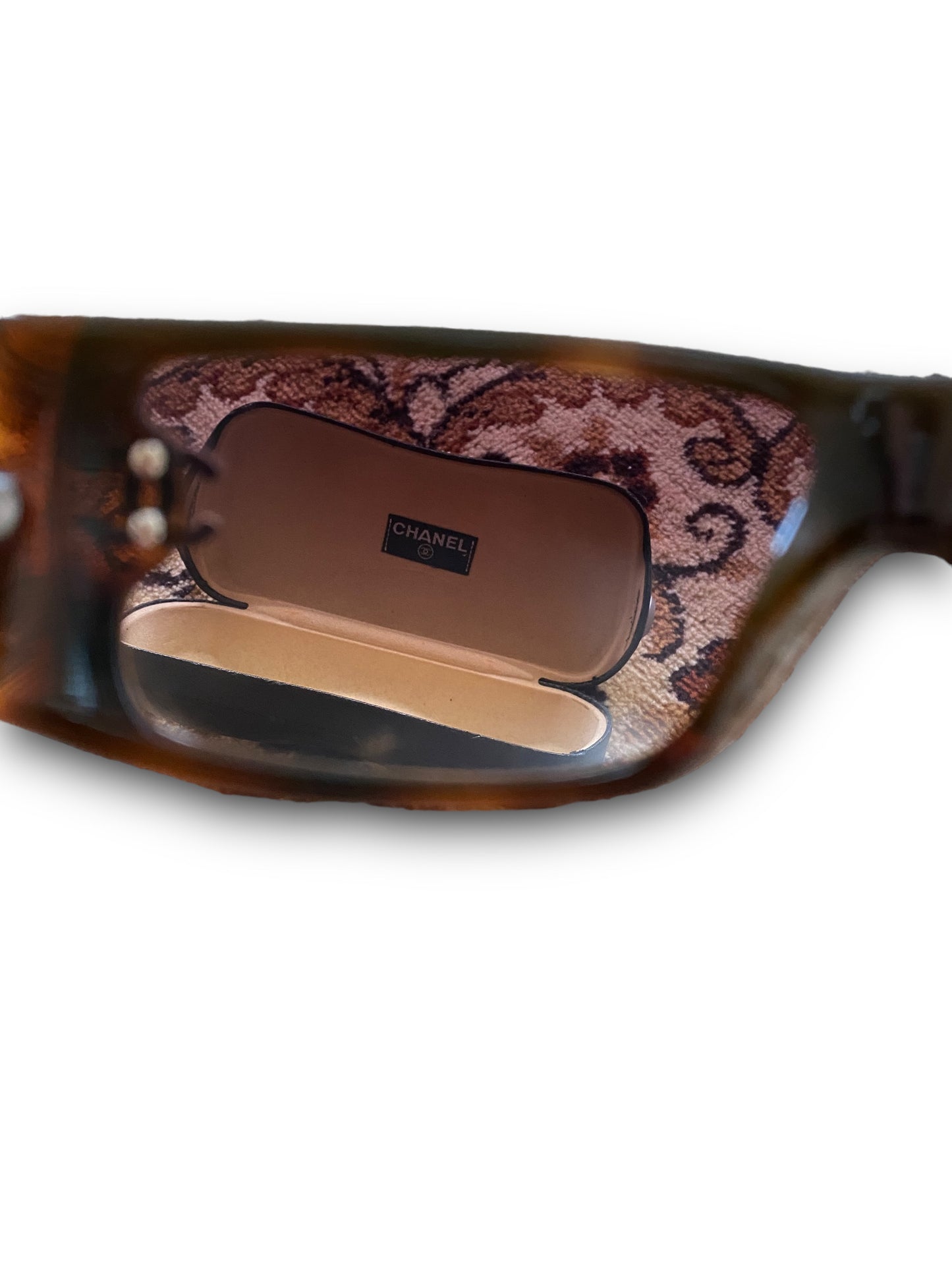 CHANEL STRASS BROWN SUNGLASSES