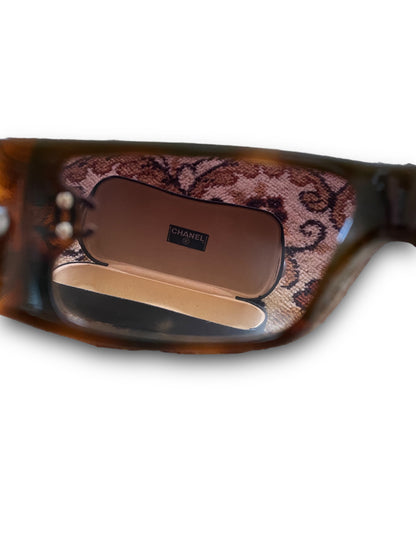 CHANEL STRASS BROWN SUNGLASSES