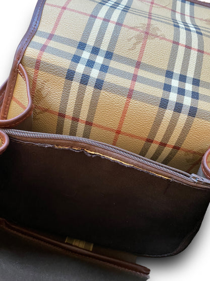 BURBERRYS ROUND MESSENGER BAG