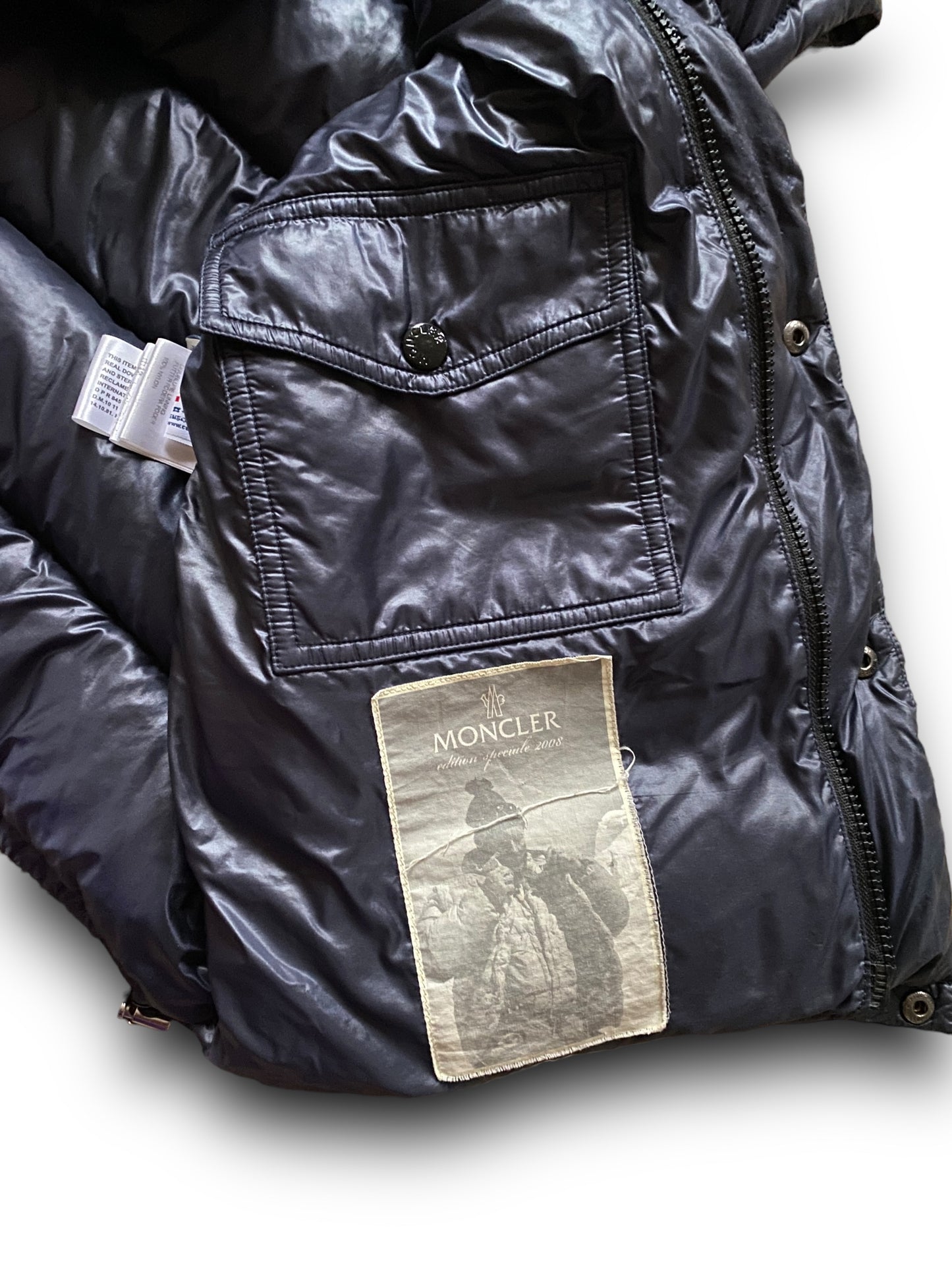 MONCLER NAVY BLACK PUFFER VEST (M-L)