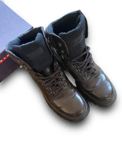 PRADA SPORT BRIXXEN PATENT BROWN LEATHER WALKING BOOTS (40,5-41EU)