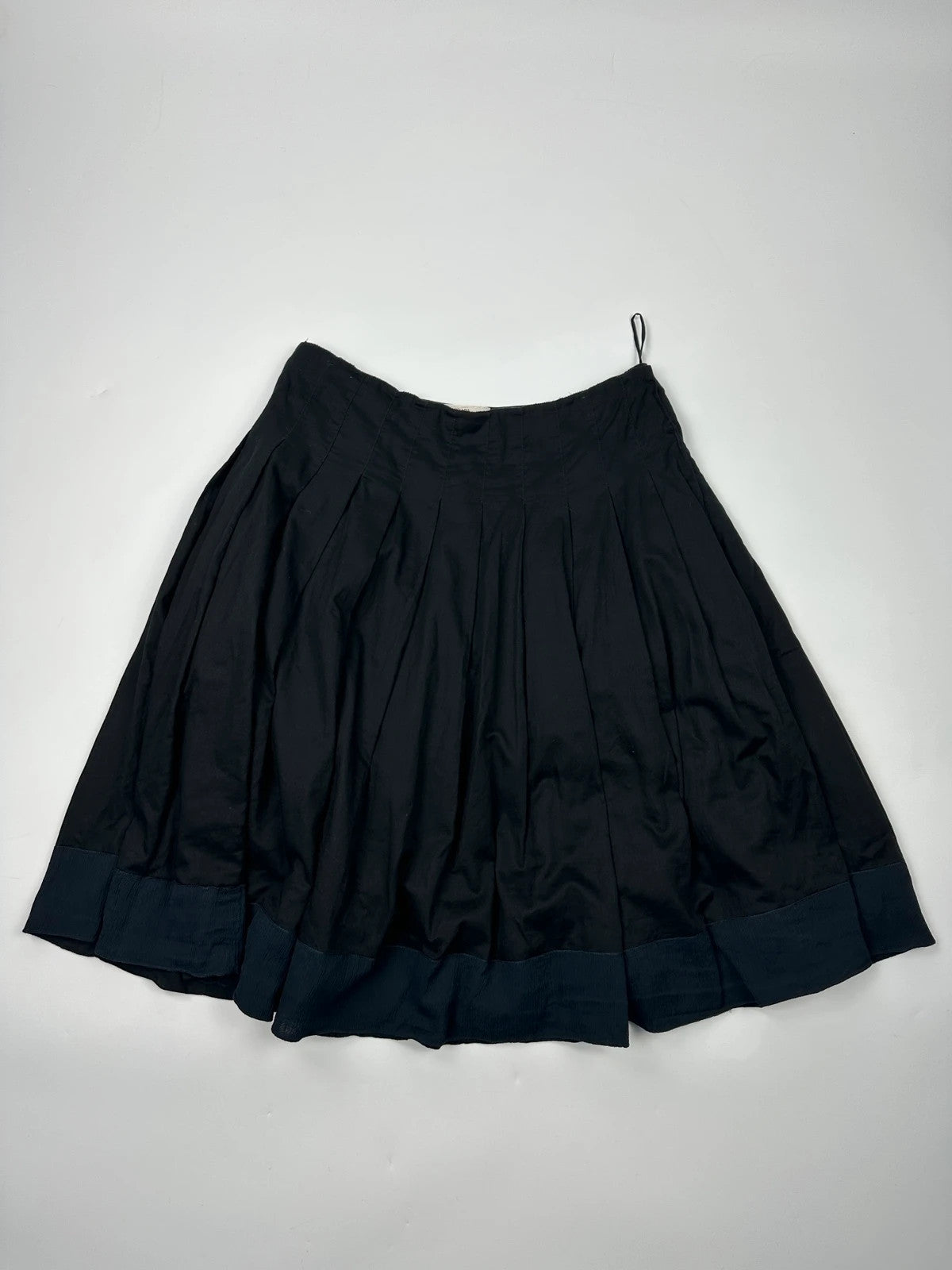 Prada Milano Early 00’s Black Ballon Pleats Mid Length Skirt