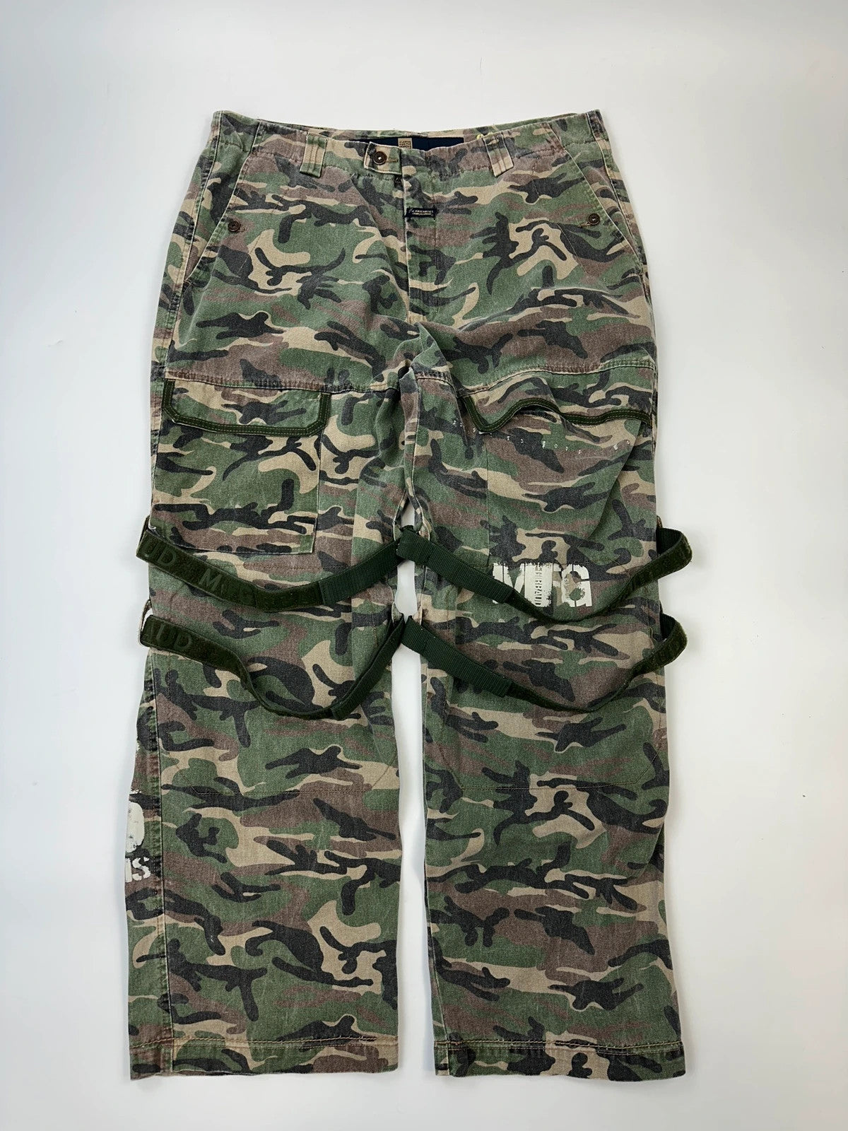 Marithé + François Girbaud 00’s Camo Baggy Straps Denim Pants