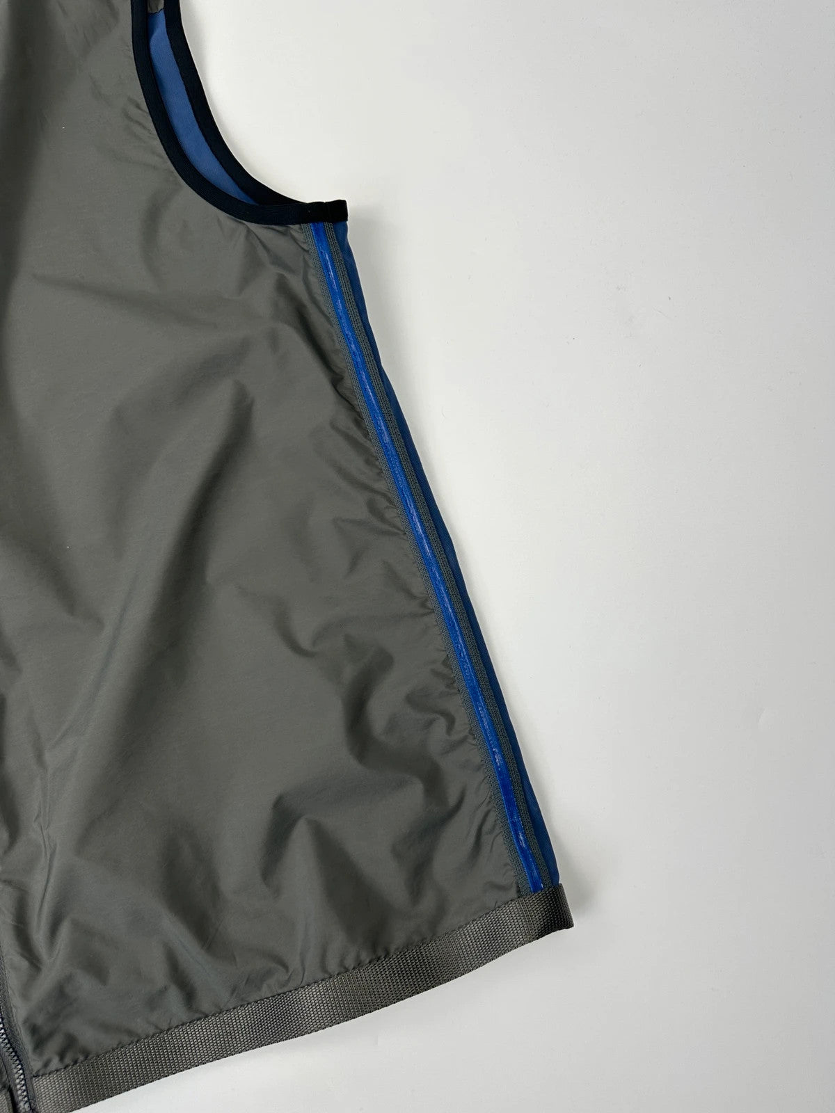 Prada Sport SS2000 Vest Sleeveless Gel Grey & Blue Mesh Back Nylon Jacket