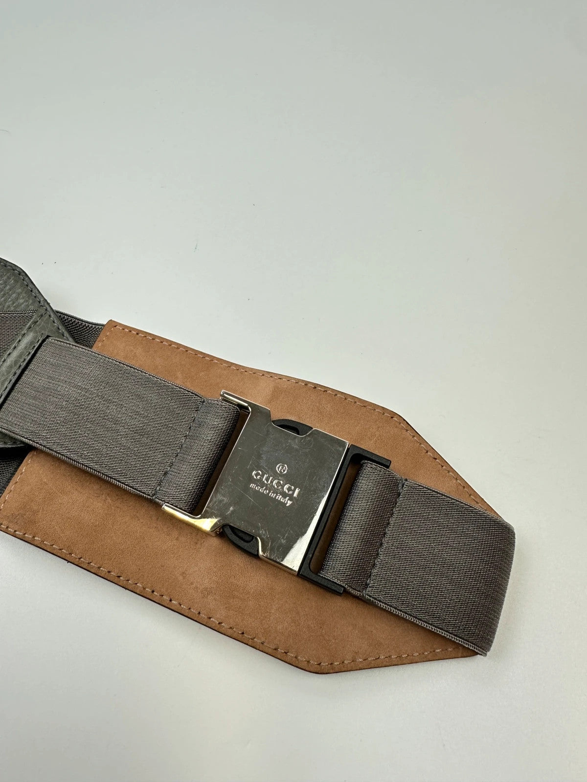 Gucci Rare HorseBit Grey Leather Belt