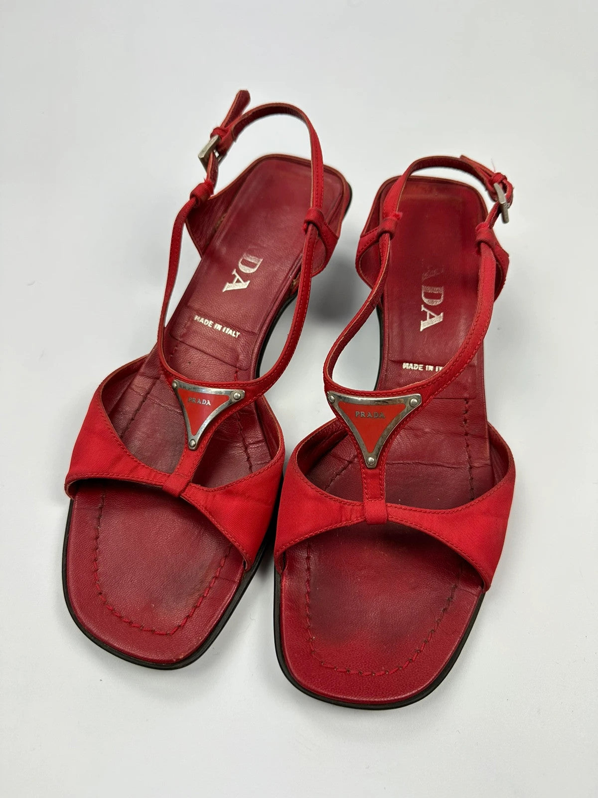 Prada Milano SS2000 Red SlingBack Pumps Heels