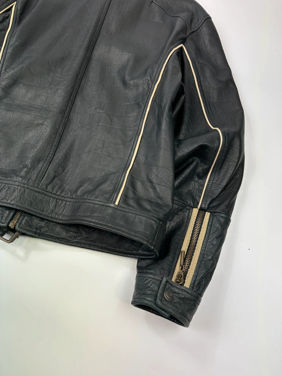 Roberto Cavalli 00’s Black Leather Stamped Jacket
