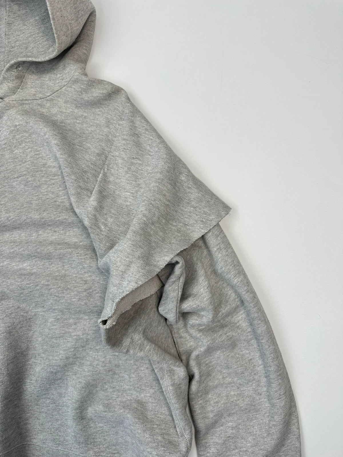 MM6 Margiela FW2017 Grey Hoodie Cuted Sleeves