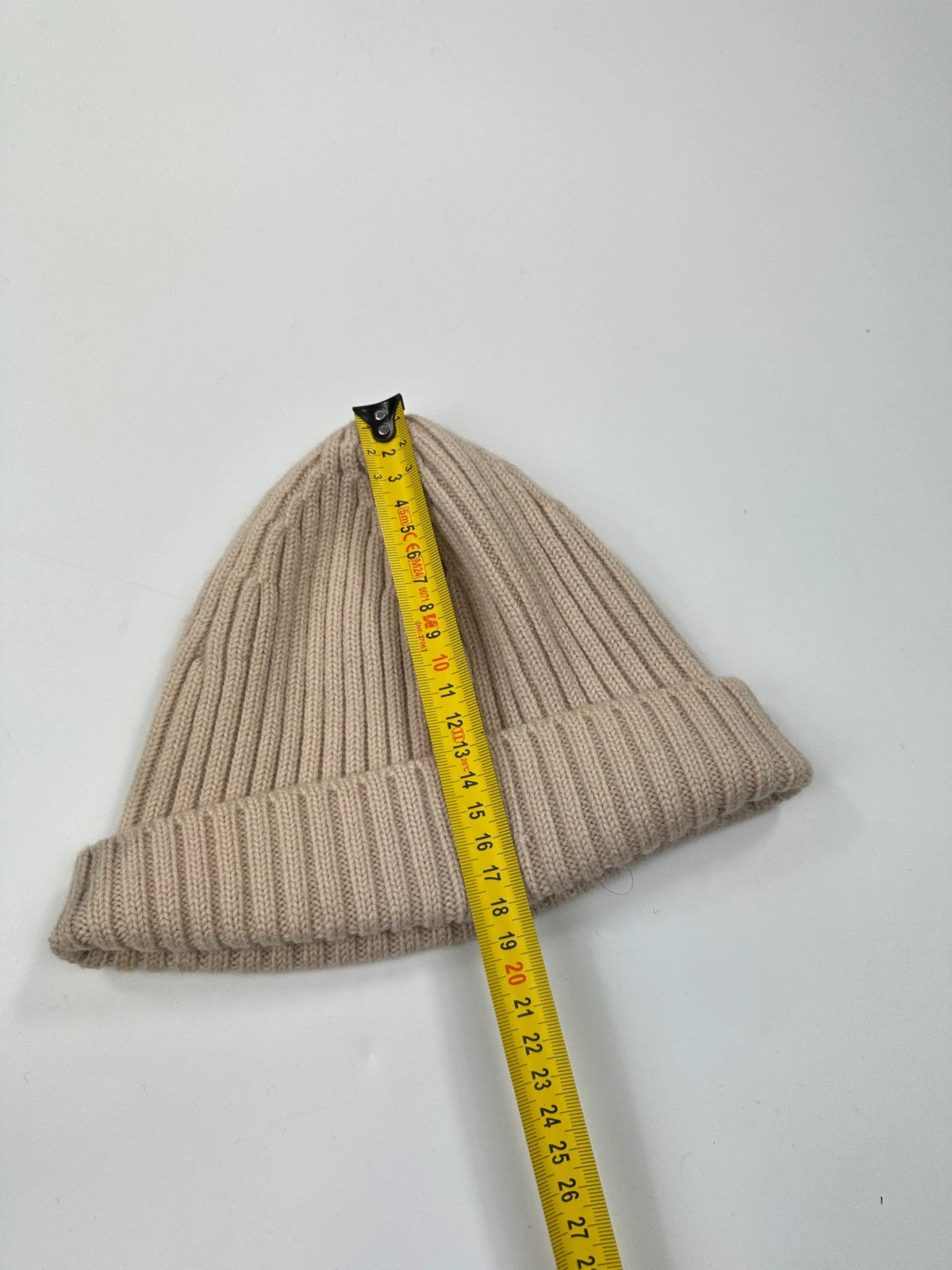 Prada Sport Early 00’s Beige Ribbed Wool Beanie RedTab
