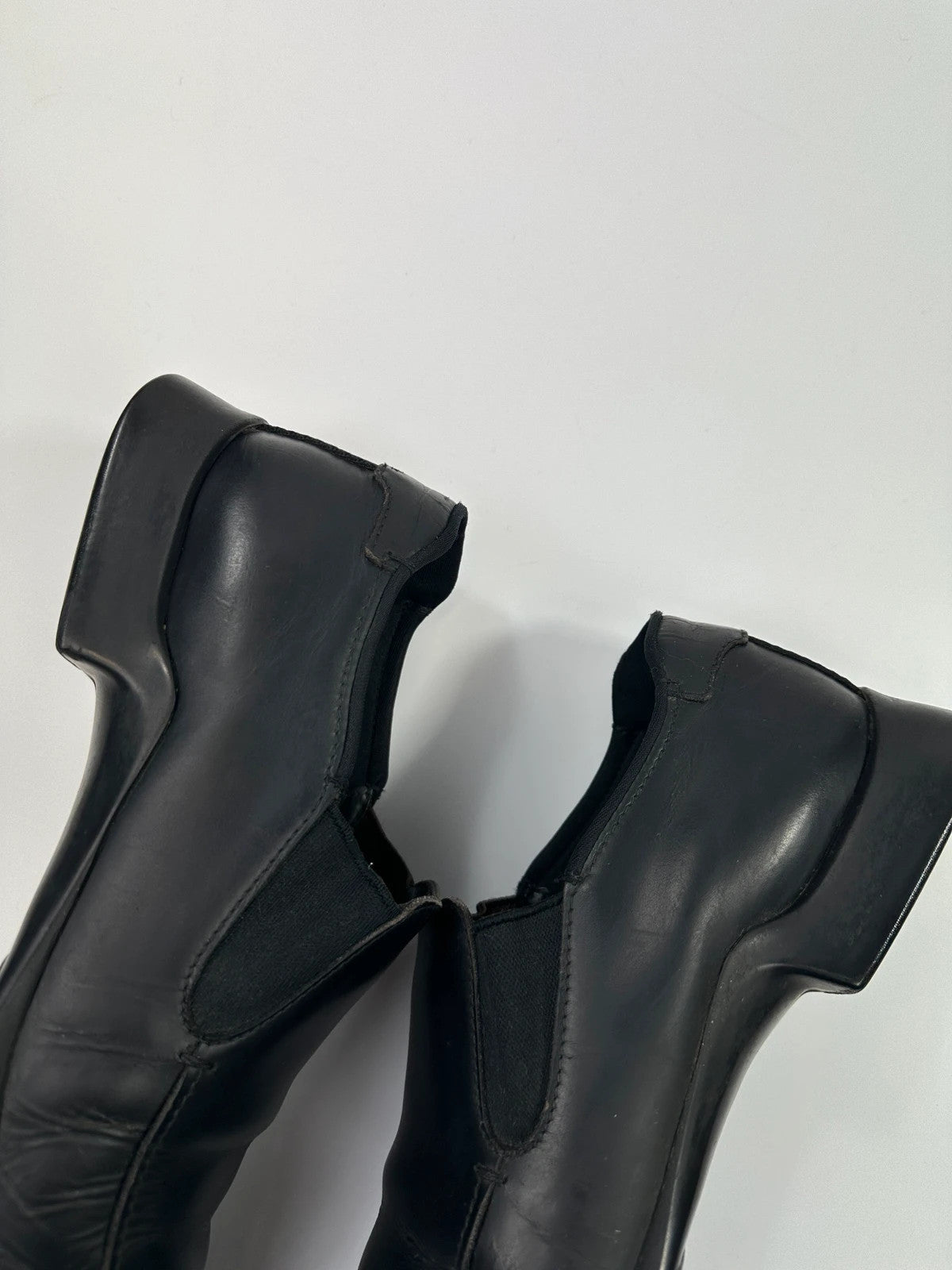 Prada Milano FW1999 Black Leather Square Toe Loafer  Dress Shoes