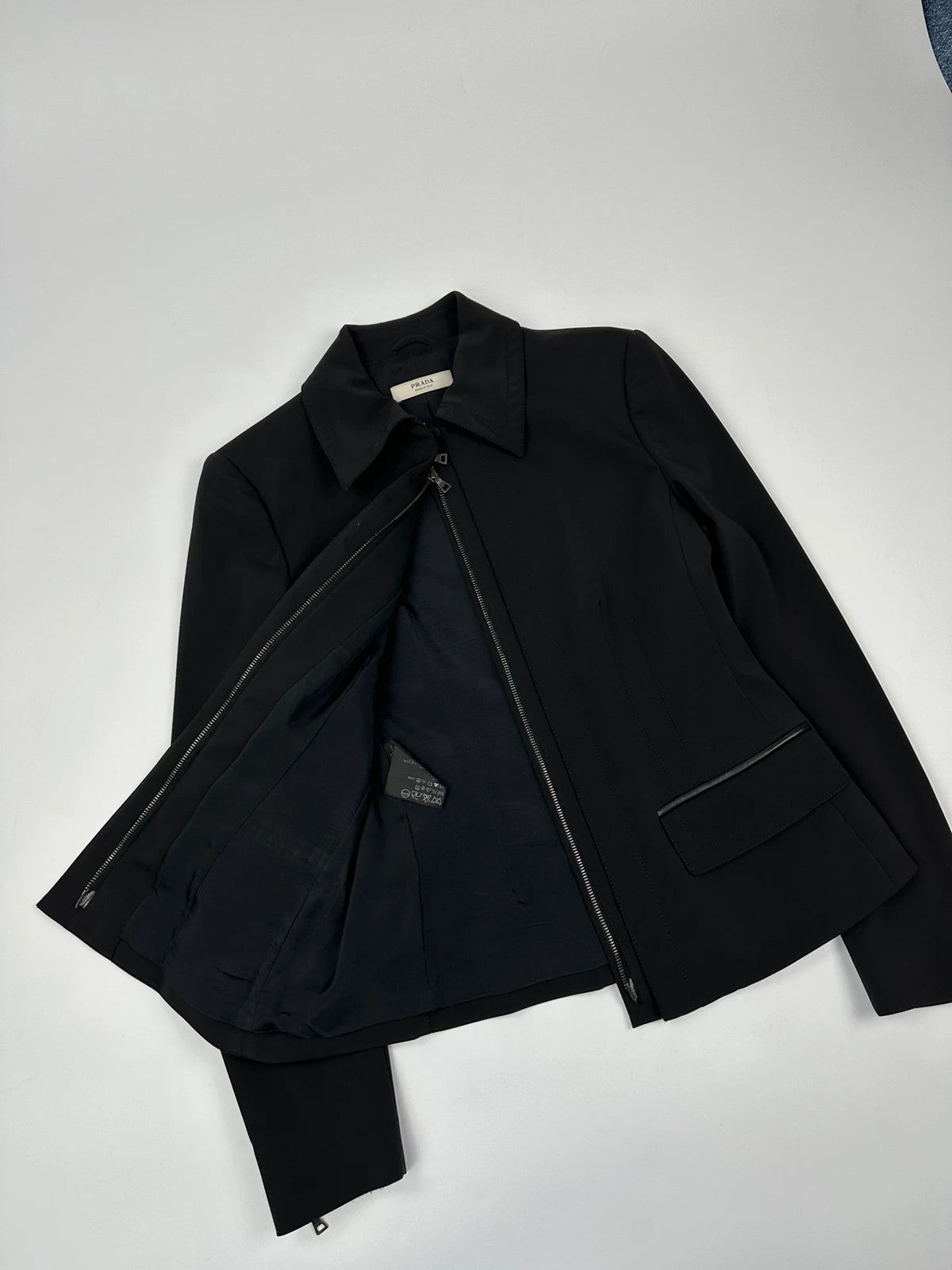 Prada Milano FW2003 Black Blazer Shirt Jacket Elegant