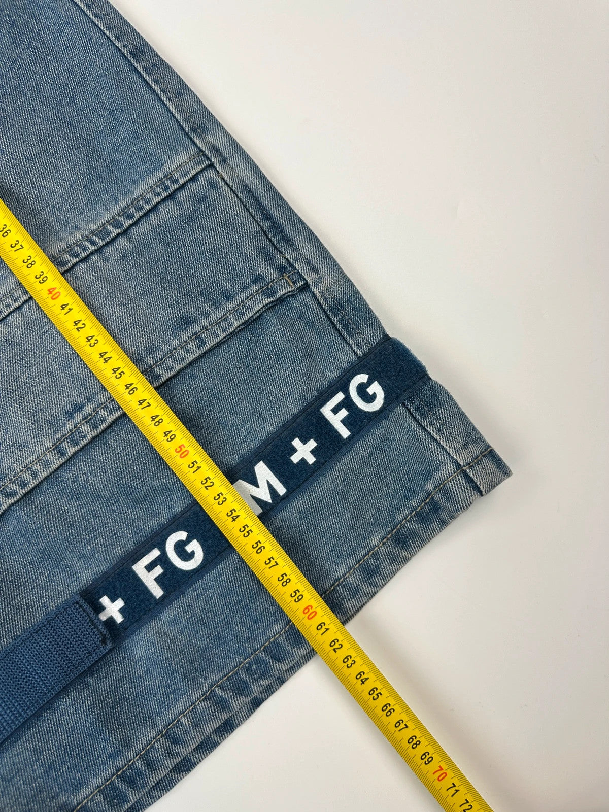 Marithé + François Girbaud early 00’s Baggy Denim Short Ajustable Sratch