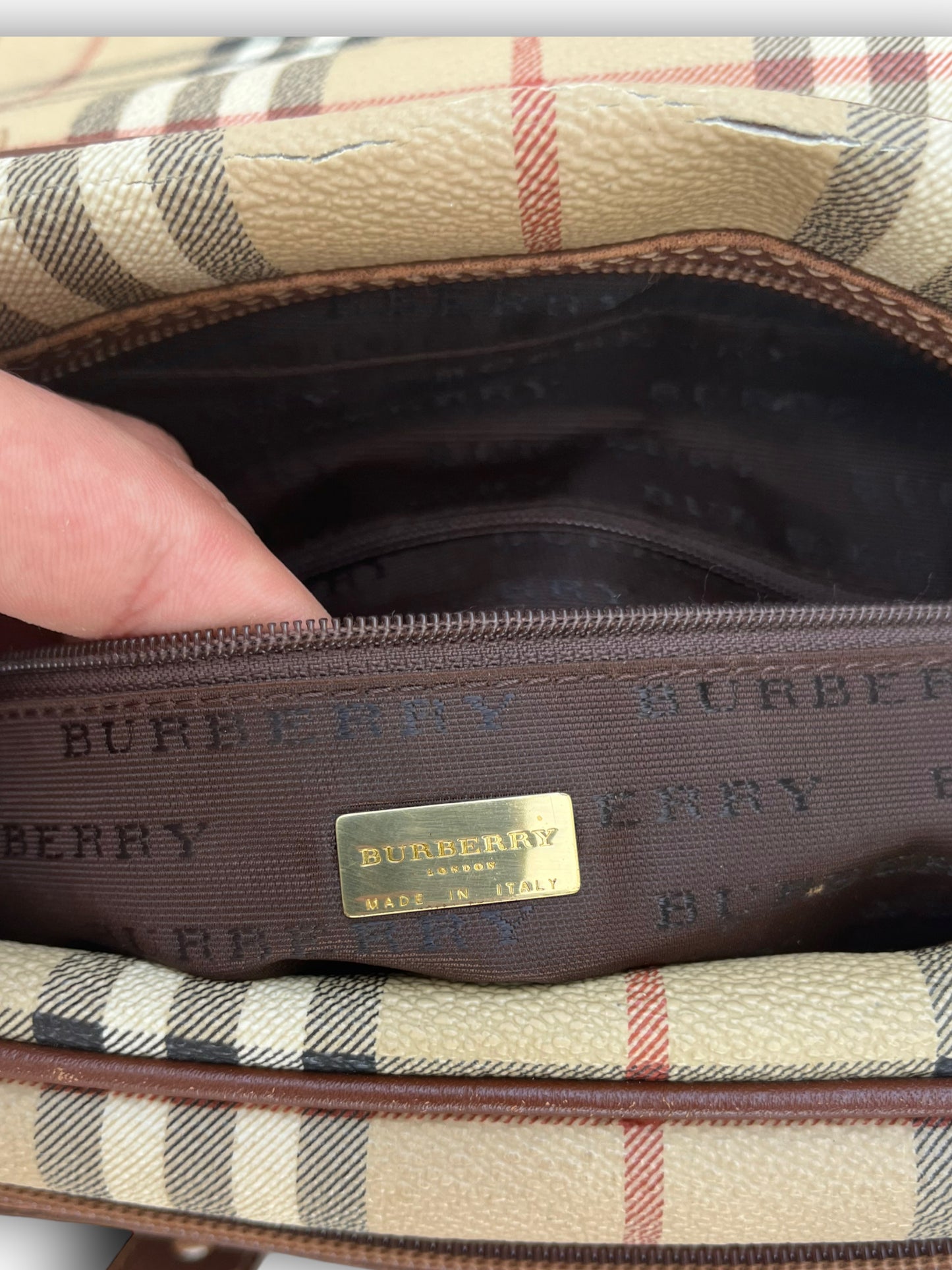 BURBERRY CAMERA BAG