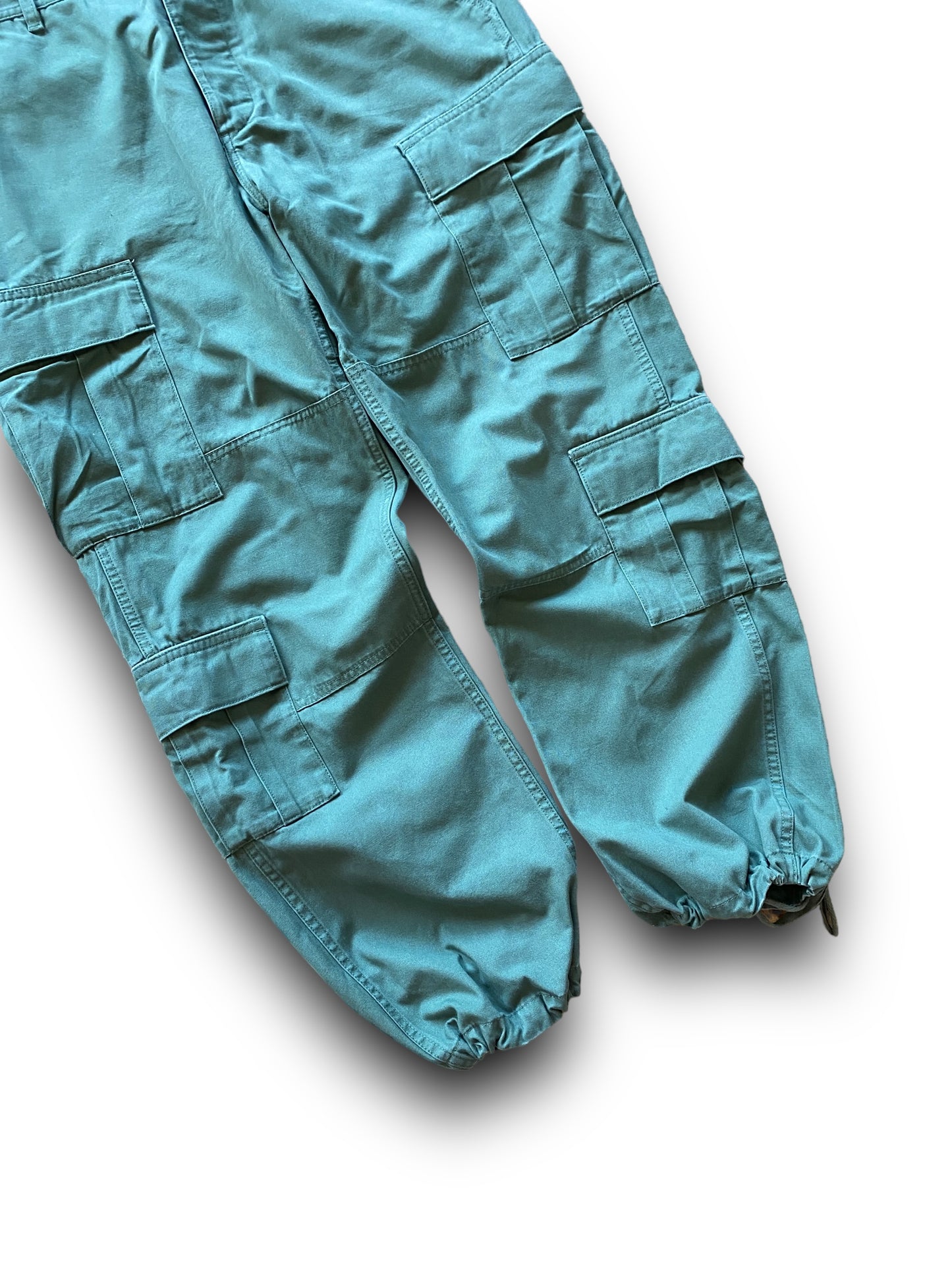 SUPREME MILITARY CARGO PARACHUTE PANTS