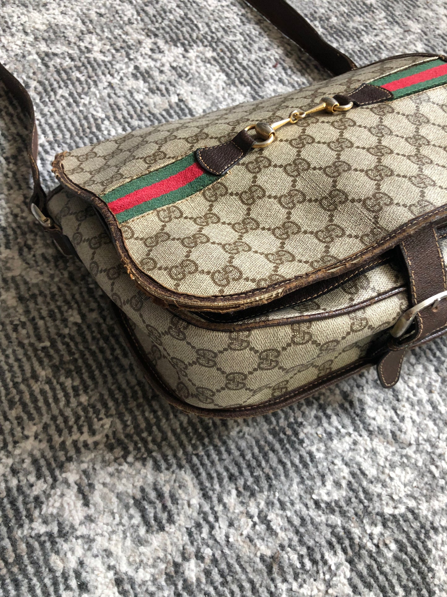 GUCCI OPHIDIA MESSENGER BAG