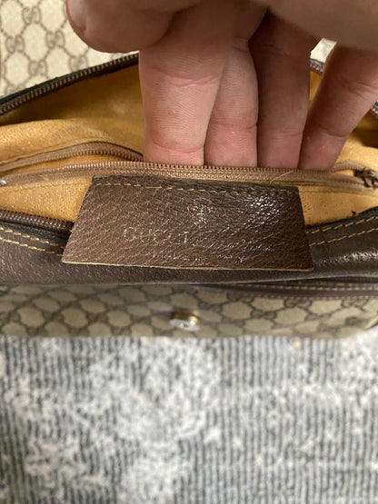 GUCCI MESSENGER BAG