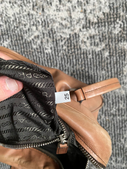 PRADA LEATHER HANDBAG