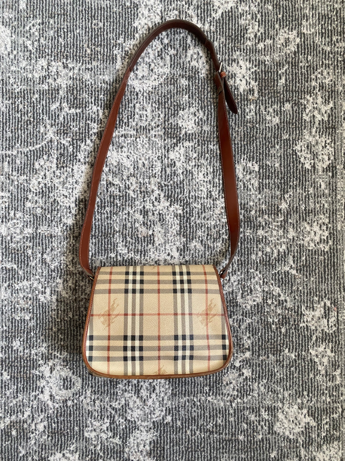 BURBERRYS MESSENGER BAG