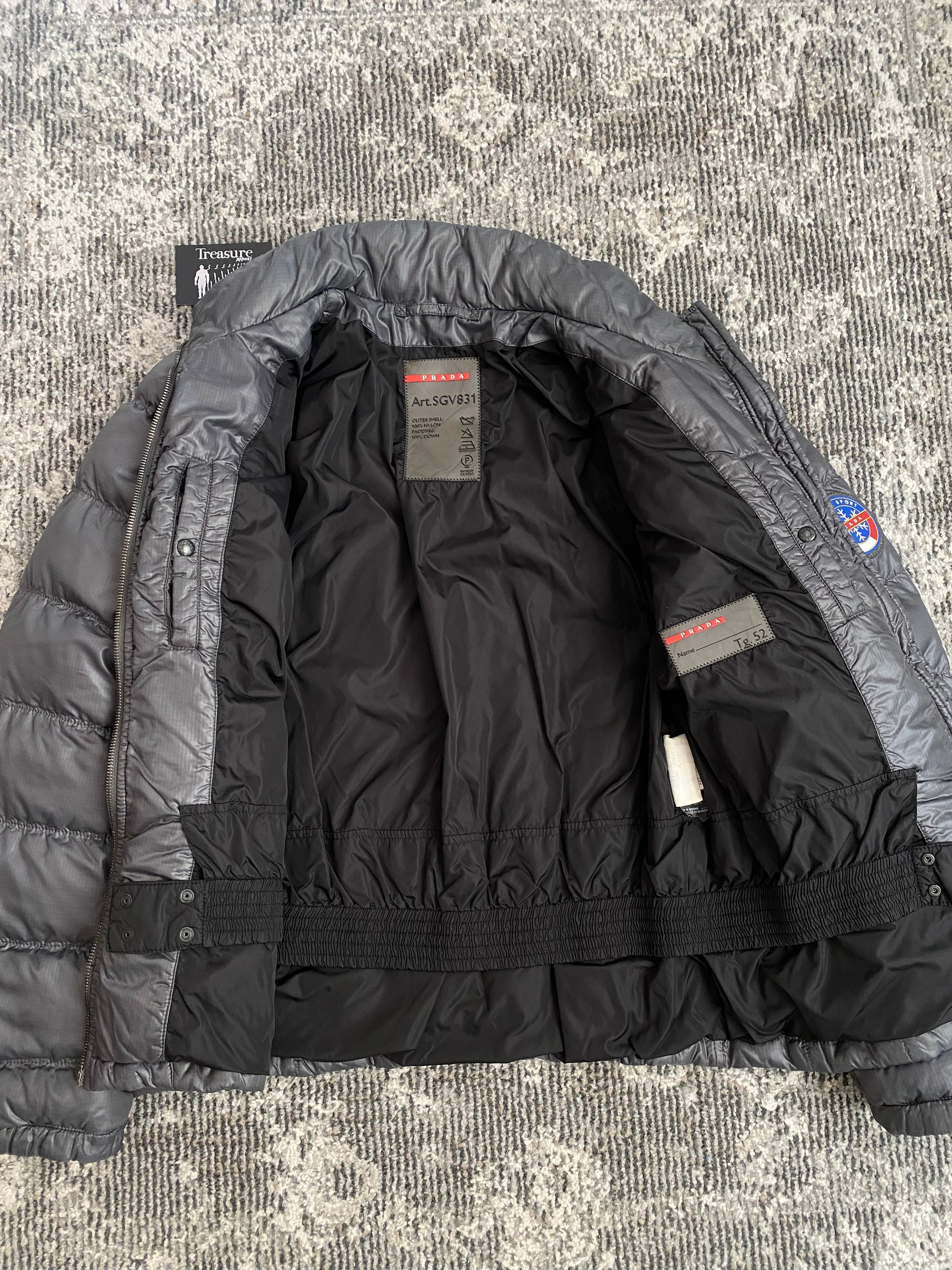 PRADA SPORT PUFFER JACKET “2006” – Treasuresmarket PRADA SPORT PUFFER JACKET “2006” – Treasuresmarket