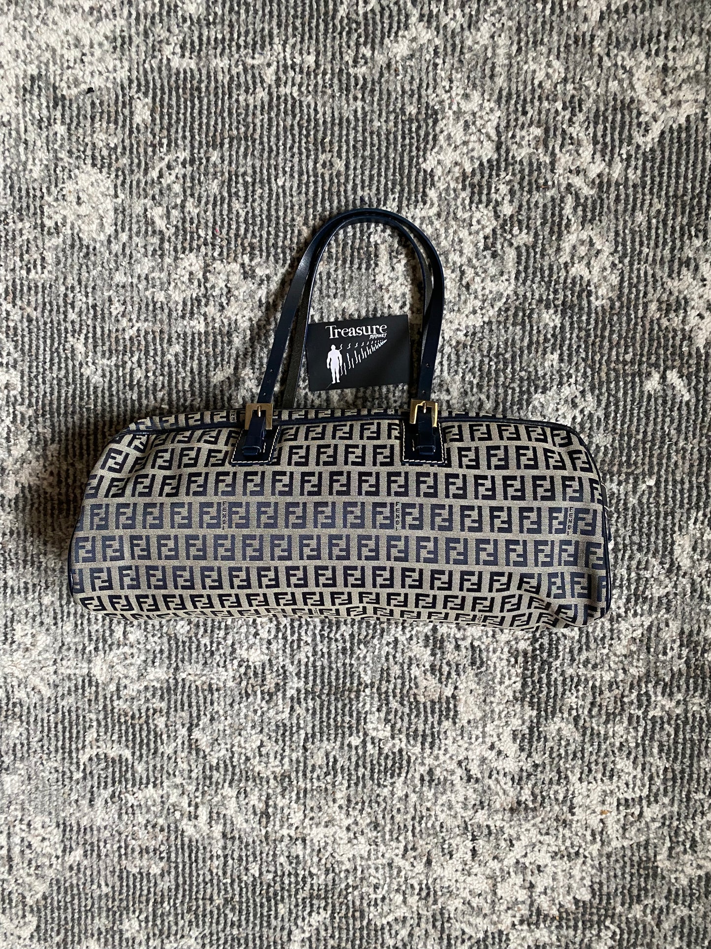 FENDI BAGUETTE BAG