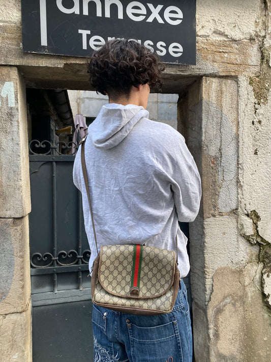 GUCCI MESSENGER BAG