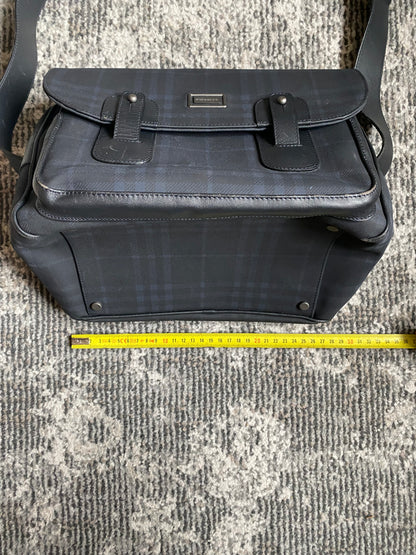 BURBERRY CAMERA BAG