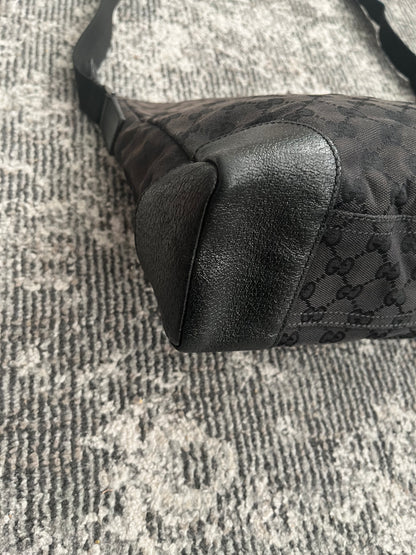 GUCCI BLACK MESSENGER BAG